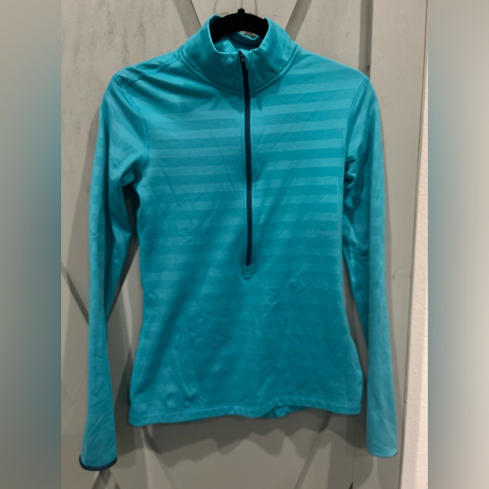 Nike Pro Women's Hyperwarm Embossed Half-Zip Women's Long Sleeve Shirt Top